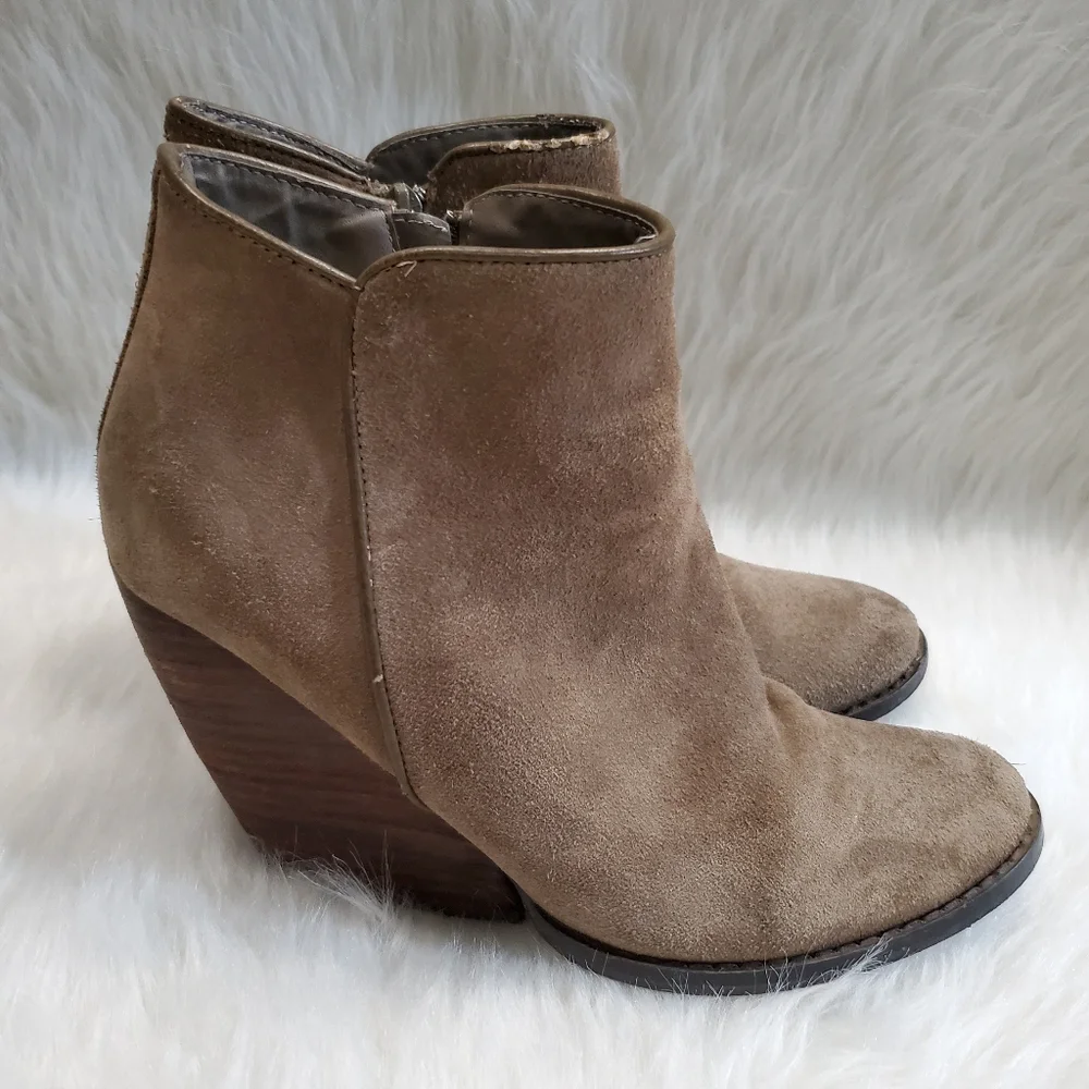 Very Volatile Whitby Suede Ankle Boots, 8